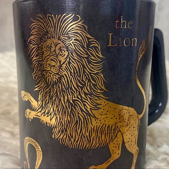 Sold-VTG MILK GLASS ZODIAC MUG - Picture 5 of 9